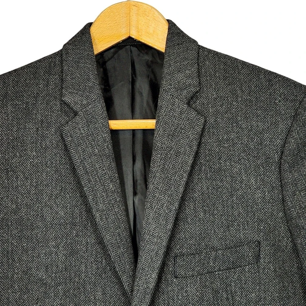 Gap Tailored Blazer sz 42R Men Herringbone Tweed‎ Wool Blend Black Gray Preppy